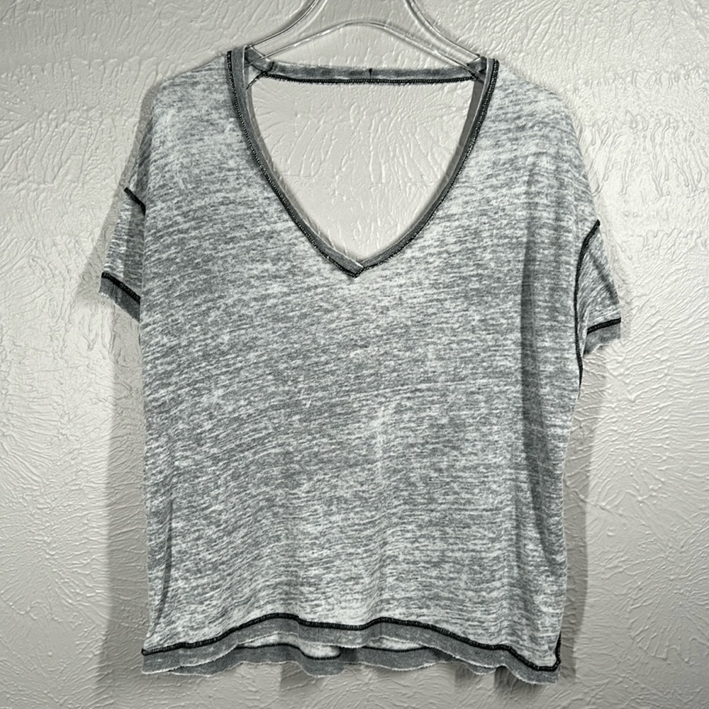 We The Free Gray Burnout Short Sleeve T-Shirt Women's Size Small